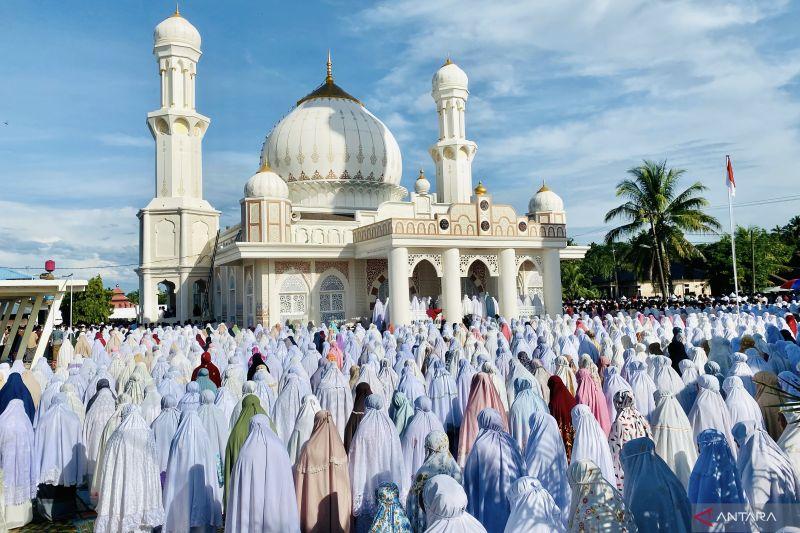 Bukan hanya Muhammadiyah vs Pemerintah, Thariqat Syattariyah Salat Idulfitri 1444 H Hari Ini