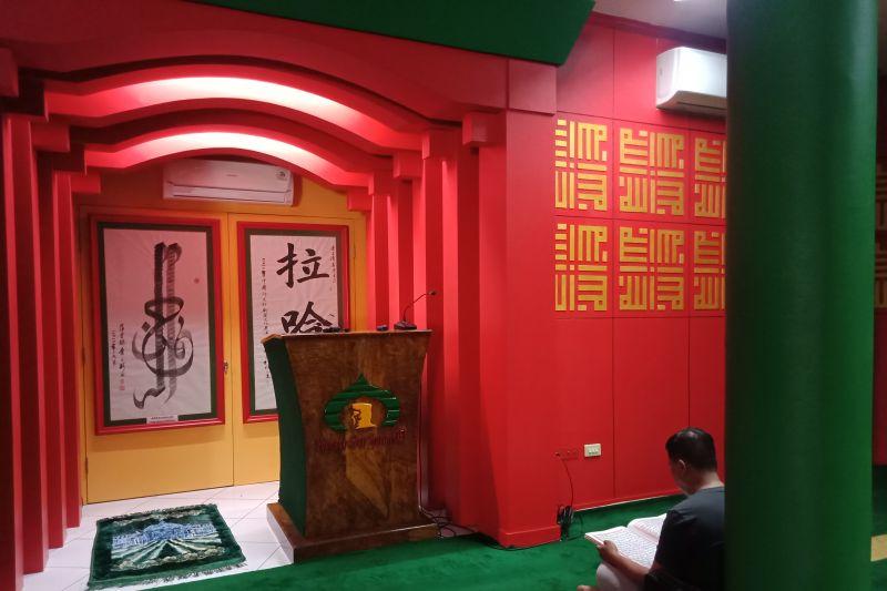 Jelang Akhir Ramadan 1444 H, Masjid Lautze Terus Bina Mualaf
