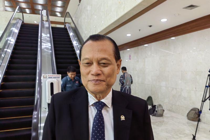 BY Mundur dari DPR usai Dilaporkan KDRT ke Istri Kedua, MKD Lepas Tangan