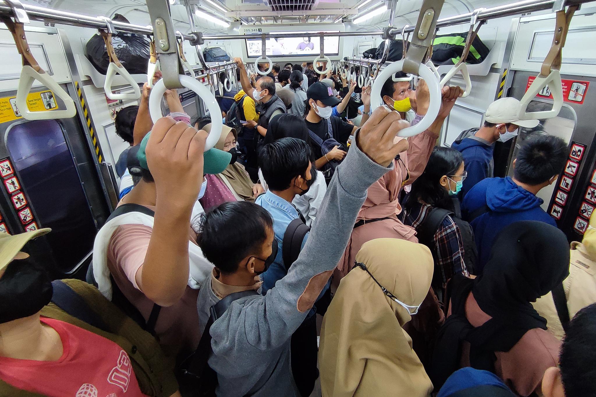 AC KRL Bogor-Kota Sering Mati, KCI Minta Maaf