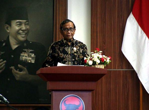 Mahfud Ingat Perkaataan Abraham Samad: Rakyat Bisa Dapat Uang Rp 20 jt Tiap Bulan