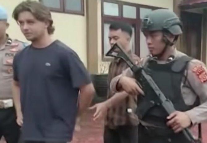 WN Australia bakal Dihukum Cambuk Usai Mabuk, Telanjang hingga Lukai Warga di Aceh