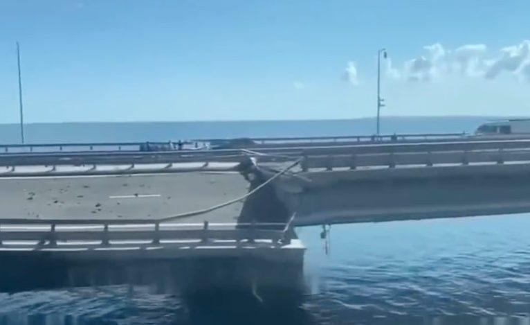 Rusia Bersumpah Balas Ukraina terkait Serangan di Jembatan Krimea yan Tewaskan 2 Orang