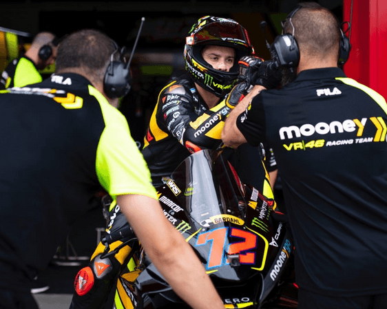 Anak Asuh Rossi Podium 1 di MotoGP Argentina, Juara Dunia 2022 Bagnaia Keok di Posisi 16
