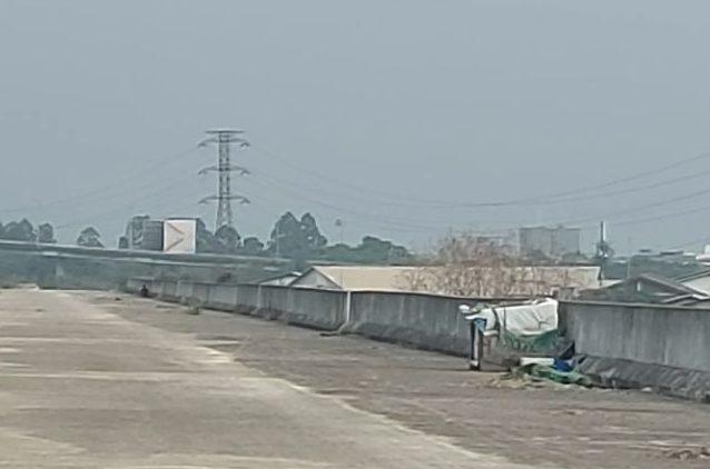 JLNT Pluit Terbengkalai, Kini Jadi Hunian PPKS