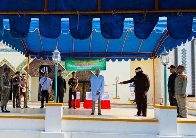 Terbukti Lakukan Pemerkosaan, Pria di Sabang Aceh Dicambuk 119 Kali!
