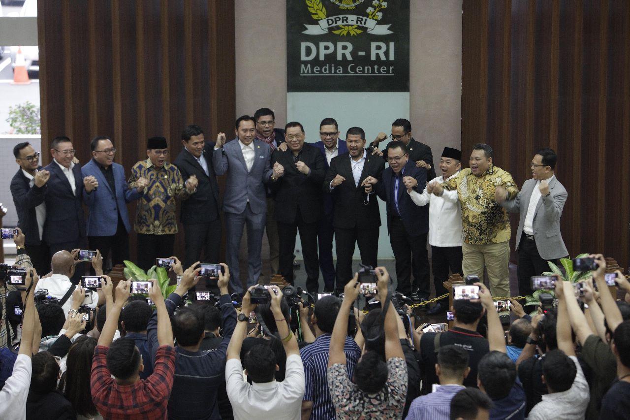 Isu Sistem Pemilu Tertutup, Anggota DPR Ancam Cabut Kewenangan MK dan Kurangi Anggaran