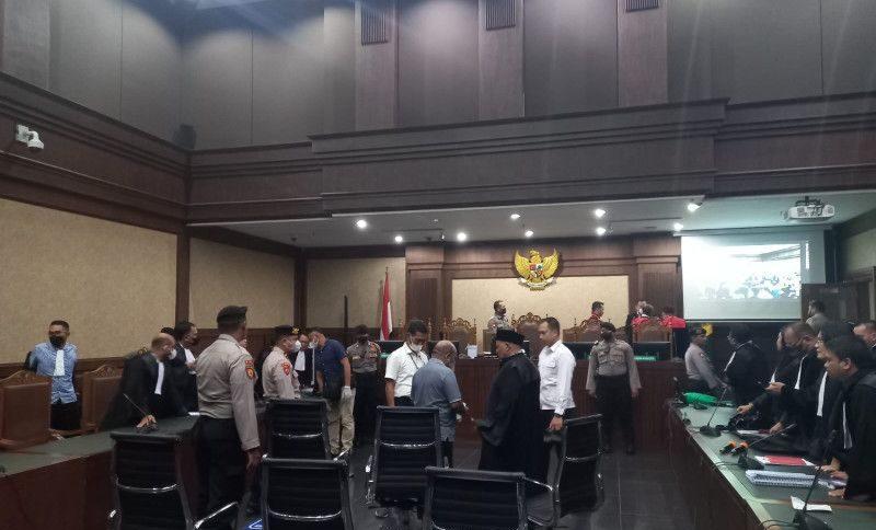 Lukas Enembe Bantah Terima Suap Rp46,8 M: Saya Difitnah-Dimiskinkan