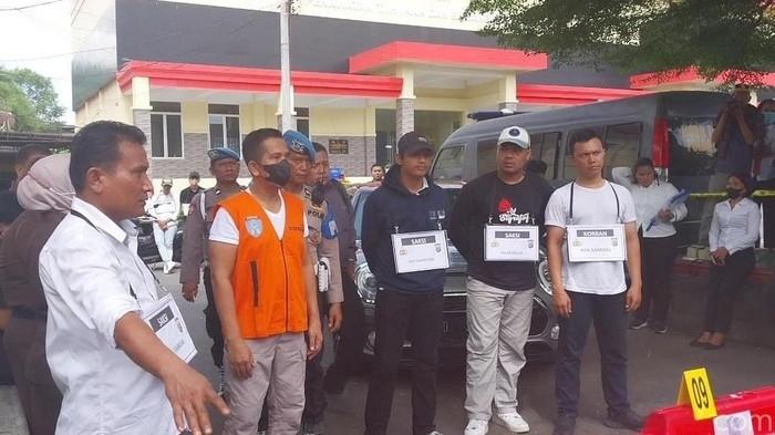 Penampakan AKBP Achiruddin Hasibuan Pakai Rompi Tahanan