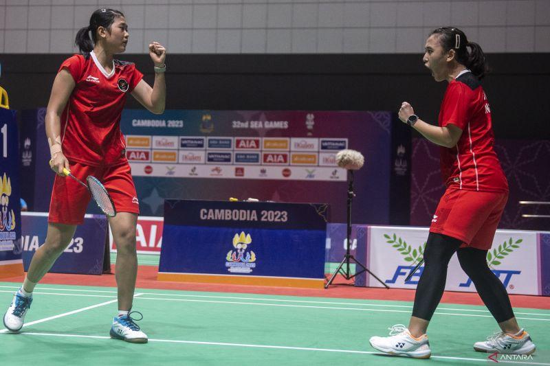 Ana/Tiwi Jinakan Lanny/Ribka Dua Gim langsung