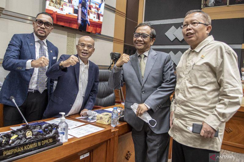 Desmond Pertanyakan Tugas Kompolnas terhadap Polri