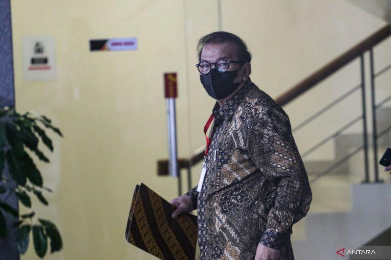 Eks Gubernur Jatim Soekarwo Jelaskan ke KPK Soal Pergub Bantuan Keuangan Daerah