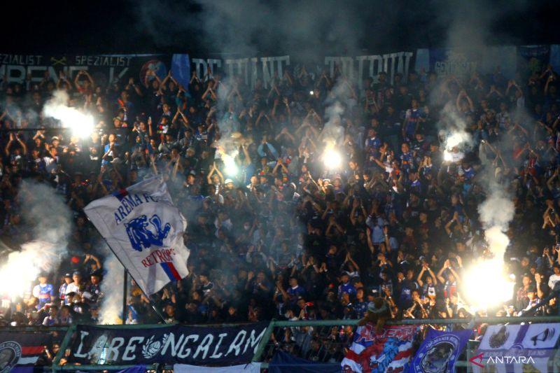 Satu Anggota TNI jadi Tersangka Tragedi Kanjuruhan, Perannya Tendang Suporter Sampai Viral