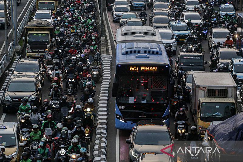Kurangi Kemacetan, Anggota DPRD Desak Pemprov DKI Kembali Terapkan WFH