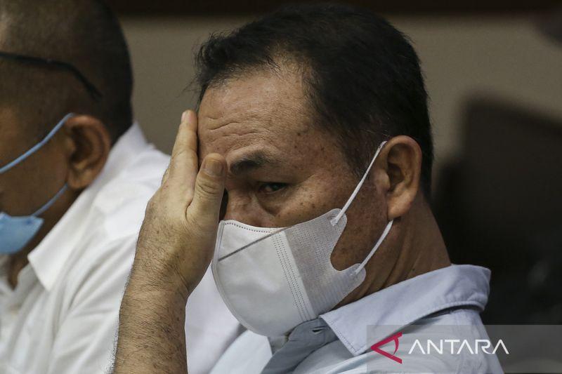 Terbukti Suap Bupati Langkat, Muara Perangin Angin Divonis 2,5 Tahun Penjara