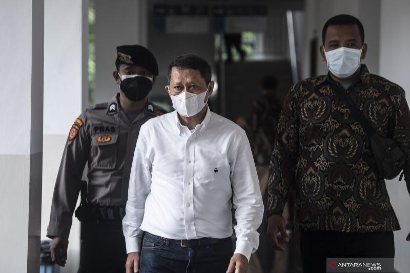 KPK Jebloskan Eks Dirut Pelindo II RJ Lino ke Lapas Cipinang