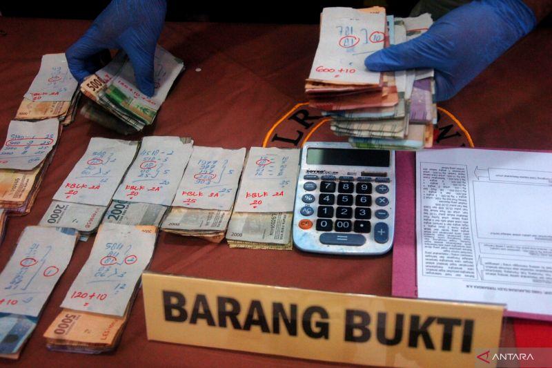 Lemkapi Sebut Kepercayaan Polri akan Membaik jika Mampu Berantas Perjudian