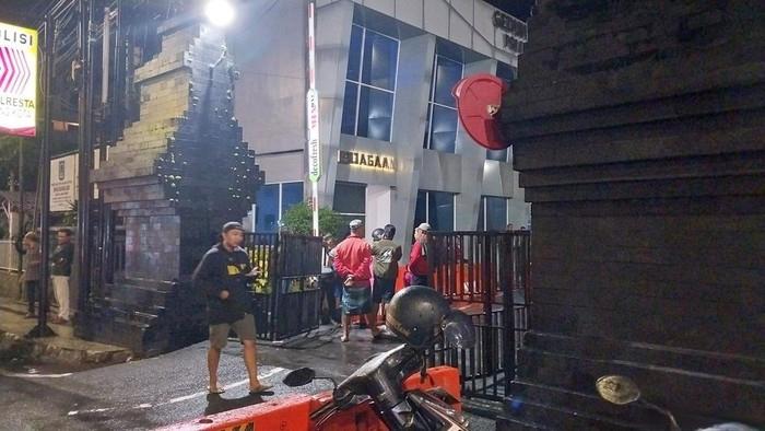 Duh! Banyak Korban Salah Tangkap Usai Kericuhan di Kantor Arema FC