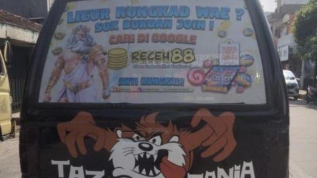 Iklan Judi Online Menjamur di Website dan Angkot, Polisi Turun Tangan