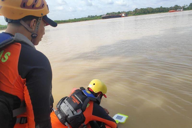 Tim SAR Gabungan Telusuri Sungai Batang Hari Cari ABK Tenggelam