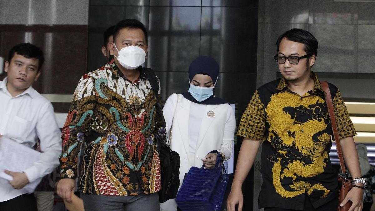 Brigjen Endar Pamer Bojo Hobi Flexing Usai Diperiksa KPK