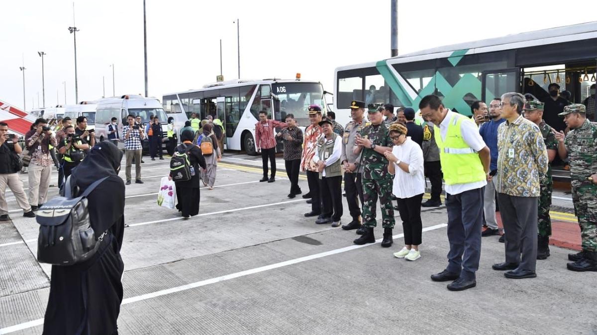 Garuda Indonesia Operasikan Penerbangan Evakuasi 385 WNI dari Sudan