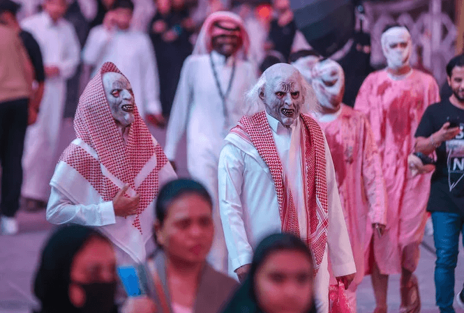 Heboh Arab Saudi Gelar Pesta Meriah Halloween, Netizen: Sudah Terang Tanda Akhir Zaman