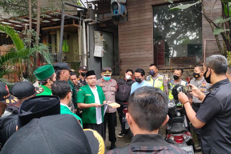 Imbas Dugaan Penistaan Agama, Puluhan Massa GP Ansor Kota Bandung Geruduk Holywings