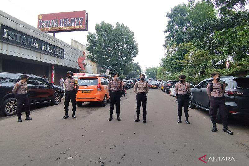 Polda Jabar Verifikasi Kerusakan-Korban Usai Ledakan Bom Bunuh Diri di Polsek Astanaanyar