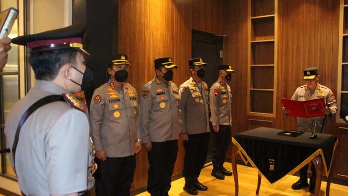 Sah! Kombes Ade Ary Syam Indradi Resmi Jabat Kapolres Jaksel