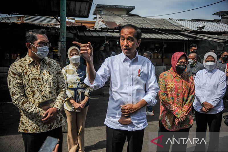 Presiden Jokowi Tiba di Kantor Pos Bandarlampung Untuk Tinjau Penyaluran BLT Pengalihan Subsidi BBM