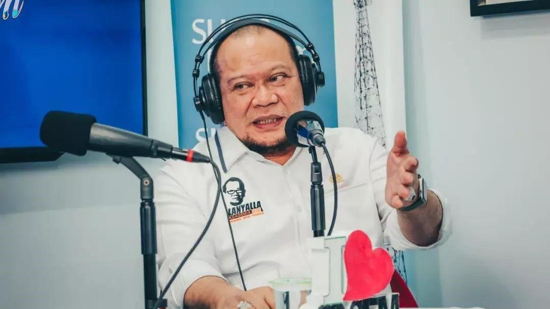 La Nyalla Bertekad Industri Sepakbola Tumbuh Kembang dan Mandiri