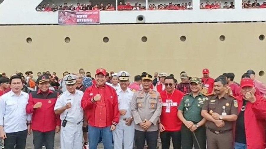 Ribuan Kader PDIP Sulut Nyeberang Laut Demi Hadiri Puncak Bulan Bung Karno di SUGBK
