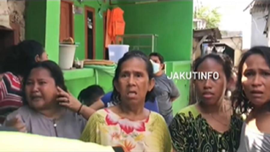 Halo Pak Heru! Tengok Nih Pengungsi Korban Kebakaran Depo Plumpang Rebutan Nasi