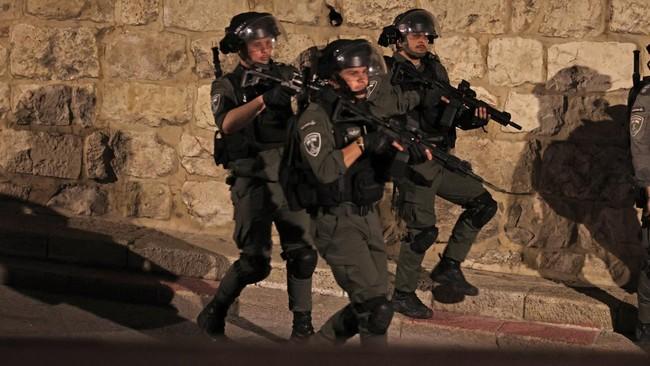 Kemlu RI Kutuk Aksi Brutal Polisi Israel Serang Masjid Al-Aqsa