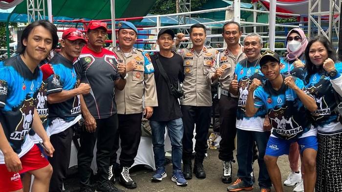 Polsek Jagakarsa Gelar Kompetisi Tinju Demi Kembangkan Kemampuan Anak Muda