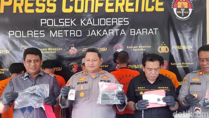 Polisi Sita 7 Unit Motor dari 'Polisi Gadungan' di Jakarta Barat
