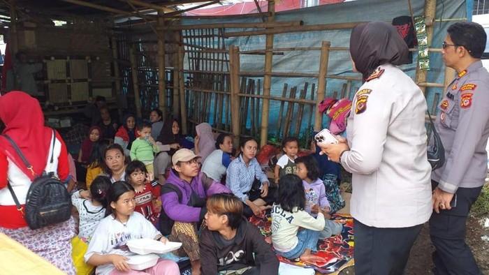 Polres Bogor Beri Trauma Healing untuk Anak-anak Korban Gempa Cianjur