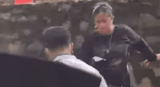 Rara si Pawang Hujan Hadir di Pemakaman Eril, Netizen Langsung Heboh: Usir, Merusak Akidah