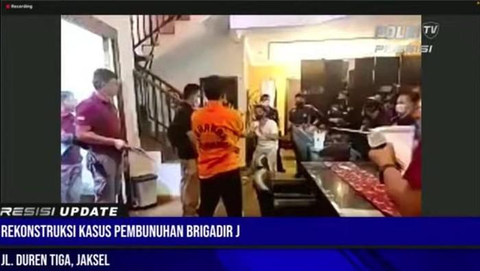 Versi Kuasa Hukum: Rekayasa Tembak Menembak untuk Selamatkan Bharada E
