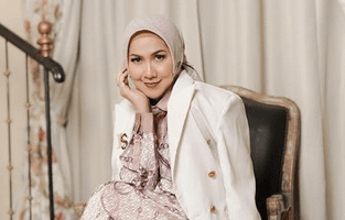 Ferry Cemburu Buta Istri Terjun Politik, Hotman: Suami Tidak Senang Istri Ketemu Pengusaha dan Politisi