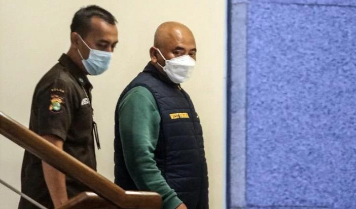 Eks Wali Kota Bekasi Rahmat Effendi Didakwa Rp 10,4 Miliar Kasus Ganti Rugi Lahan
