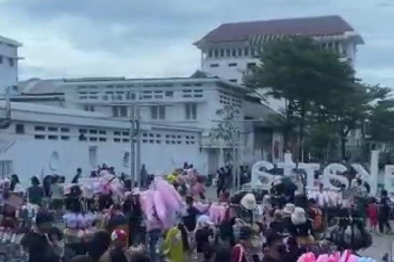 Satpol PP Tampik Viral Video PKL Banjiri Kawasan Kota Tua: Natal Tahun Lalu, Sekarang sudah Steril