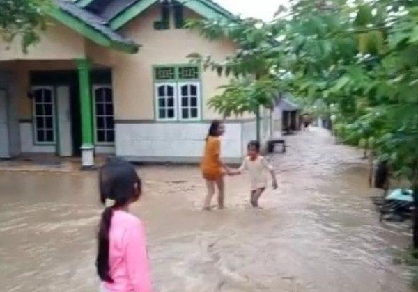 Imbas Banjir dan Longsor di Sekotong Lombok Barat, Seorang Anak Ditemukan Meninggal Dunia