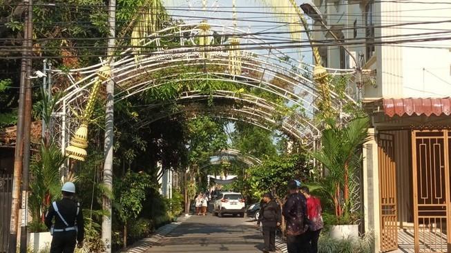 Sejumlah Menteri Hadiri Prosesi Siraman Kaesang Pangarep di Kediaman Jokowi