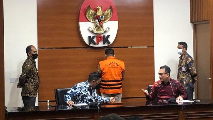 Eks Waka DPRD Tulungagung Agus Budiarto Ditahan KPK!