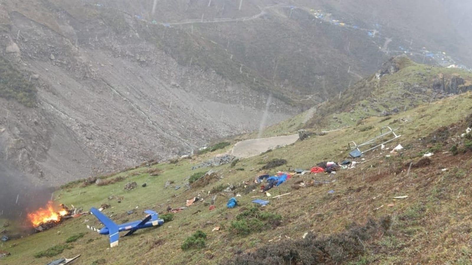 Tujuh Orang Tewas Termasuk Pilot Helikopter Usai Berziarah di Kuil Kedarnath Himalaya