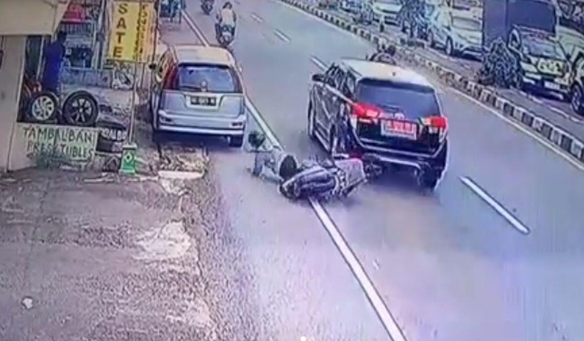 Polisi Ringkus Sopir Mobil Pelat Merah Pelaku Tabrak Lari