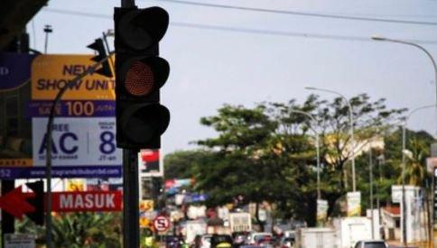 Pasca Kecelakaan Maut, Sudah Ada Lampu Kuning di Pertigaan Perumahan CBD Cibubur
