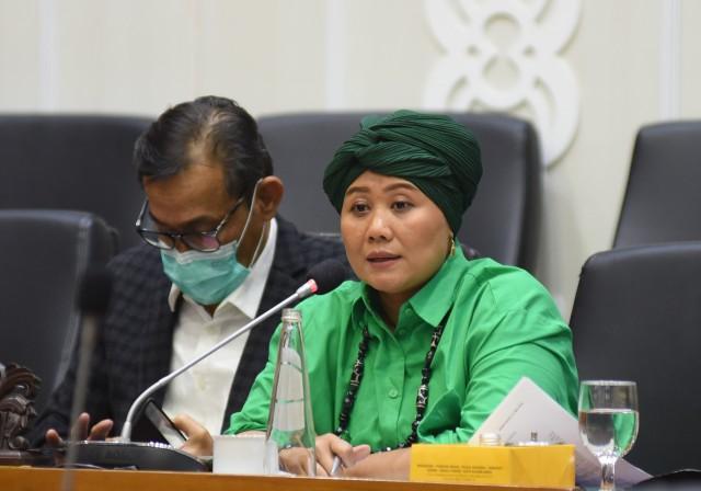 DPR Atur Kewajiban Fasilitas Umum hingga Tempat Kerja Siapkan ‘Daycare’ pada RUU KIA